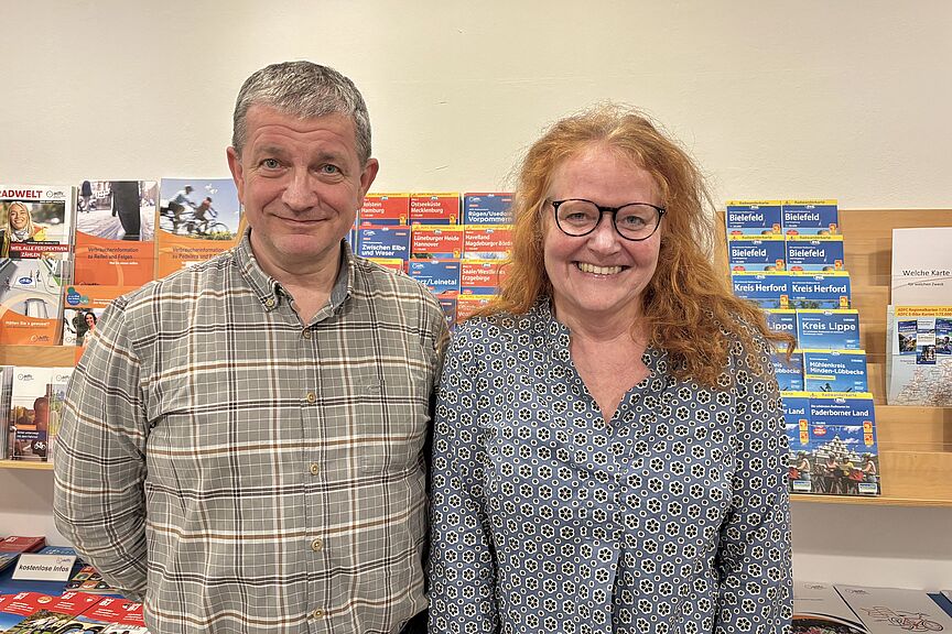Die alten und neuen Vorsitzenden des ADFC Bielefeld: Bernd Diekmann und Ruth Hachmann Die alten und neuen Vorsitzenden des ADFC Bielefeld: Bernd Diekmann und Ruth Hachmann