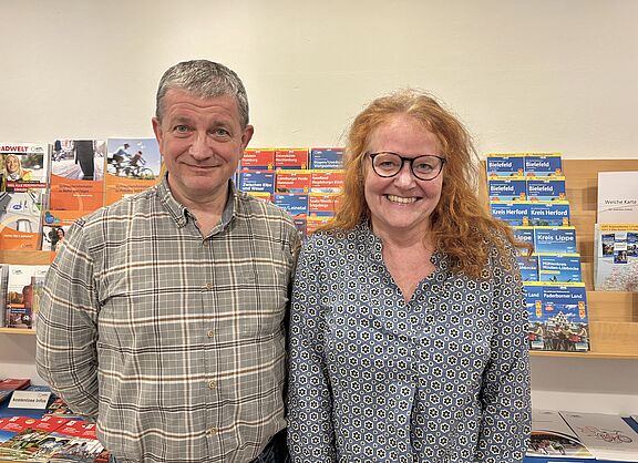 Die alten und neuen Vorsitzenden des ADFC Bielefeld: Bernd Diekmann und Ruth Hachmann